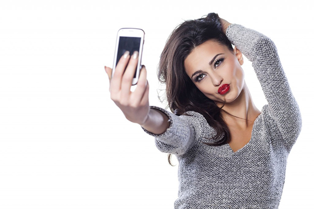 Social Media and Plastic Surgery in 2015